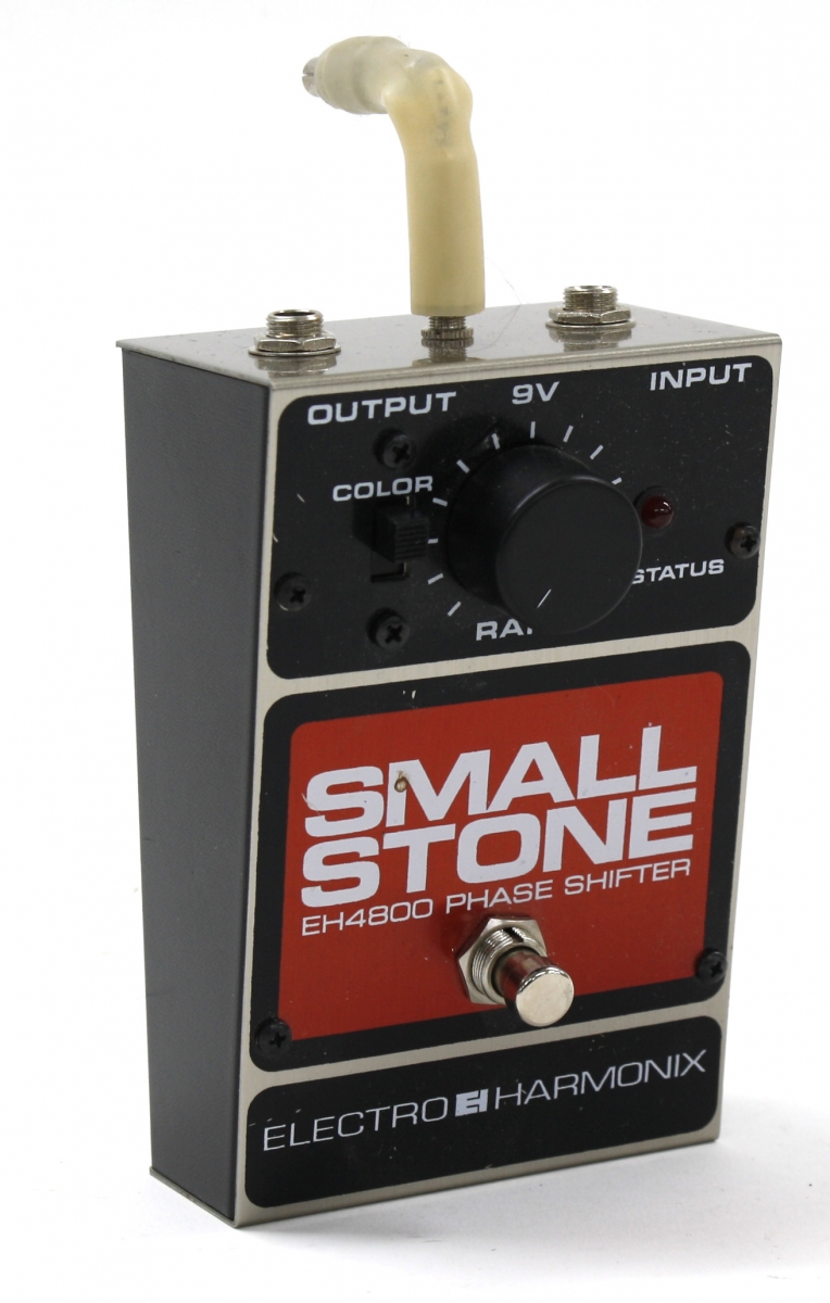 Electro Harmonix Small Stone EH4800 phase shifter guitar pedal