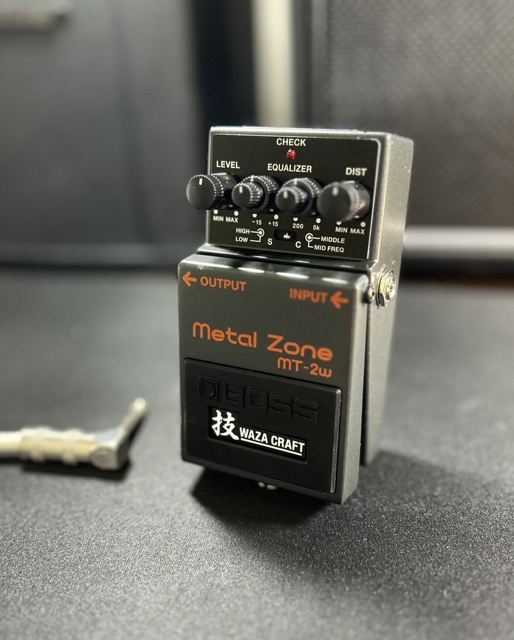 Boss MT-2W Metal Zone Review and Demo - Guitar Chalk