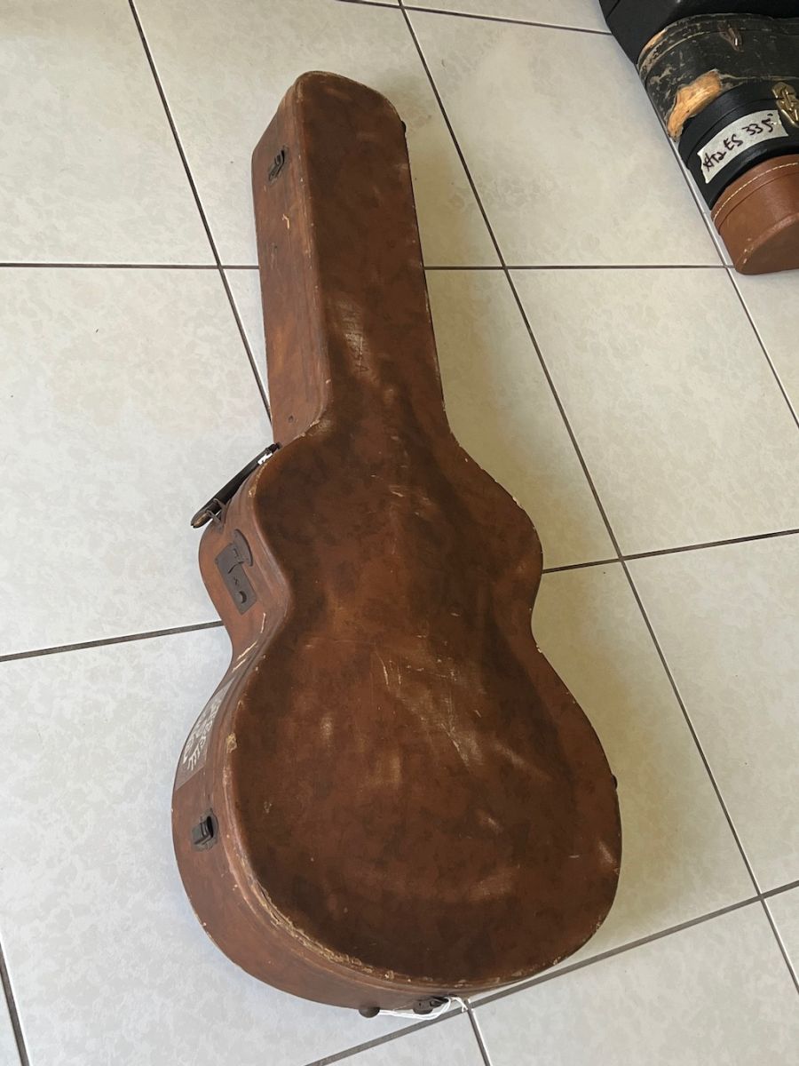 1948-1957 Gibson ES-175 16″ Hard Case | The Guitar Broker