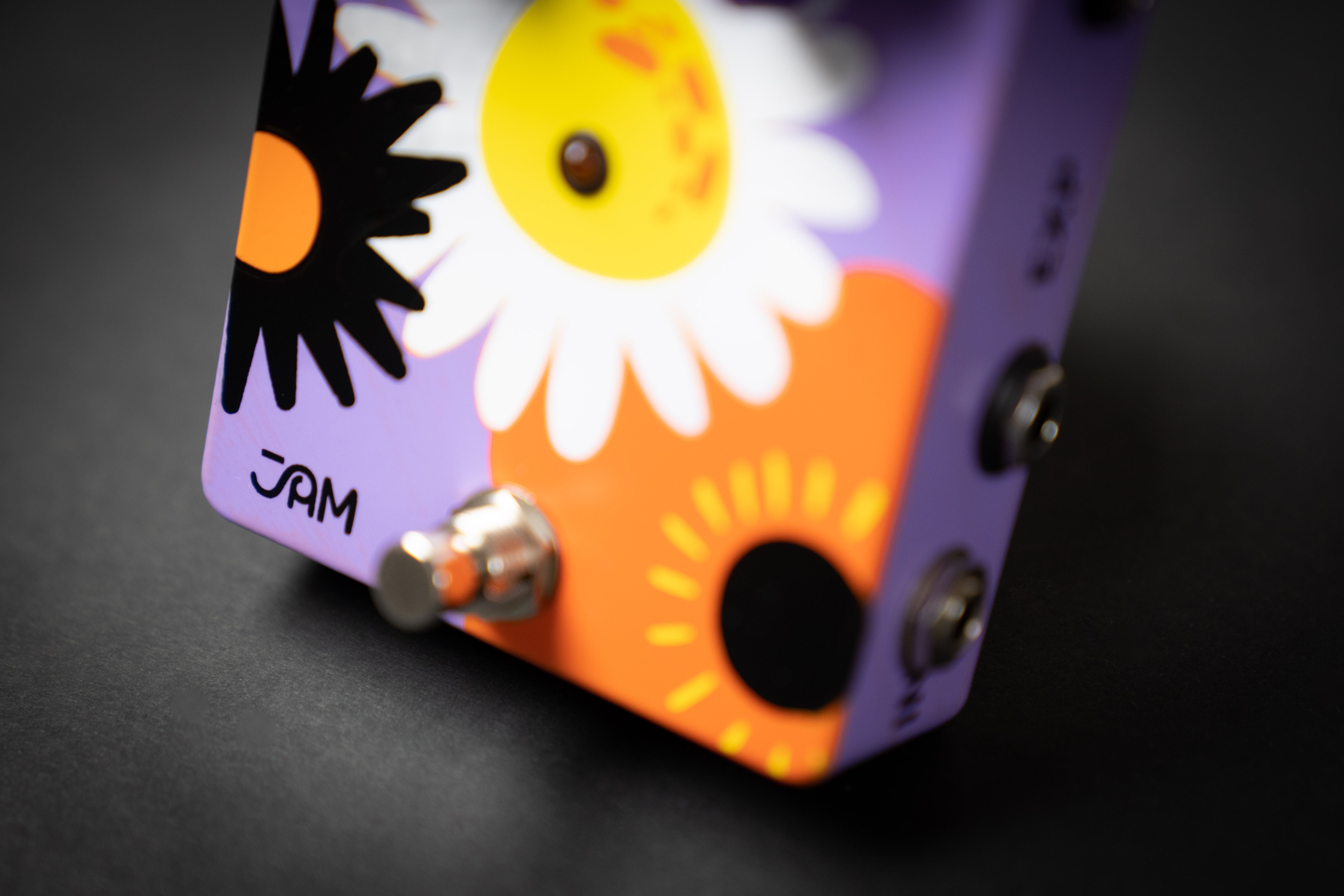 JAM Pedals Retrovibe MK.3 – Guitars Rebellion