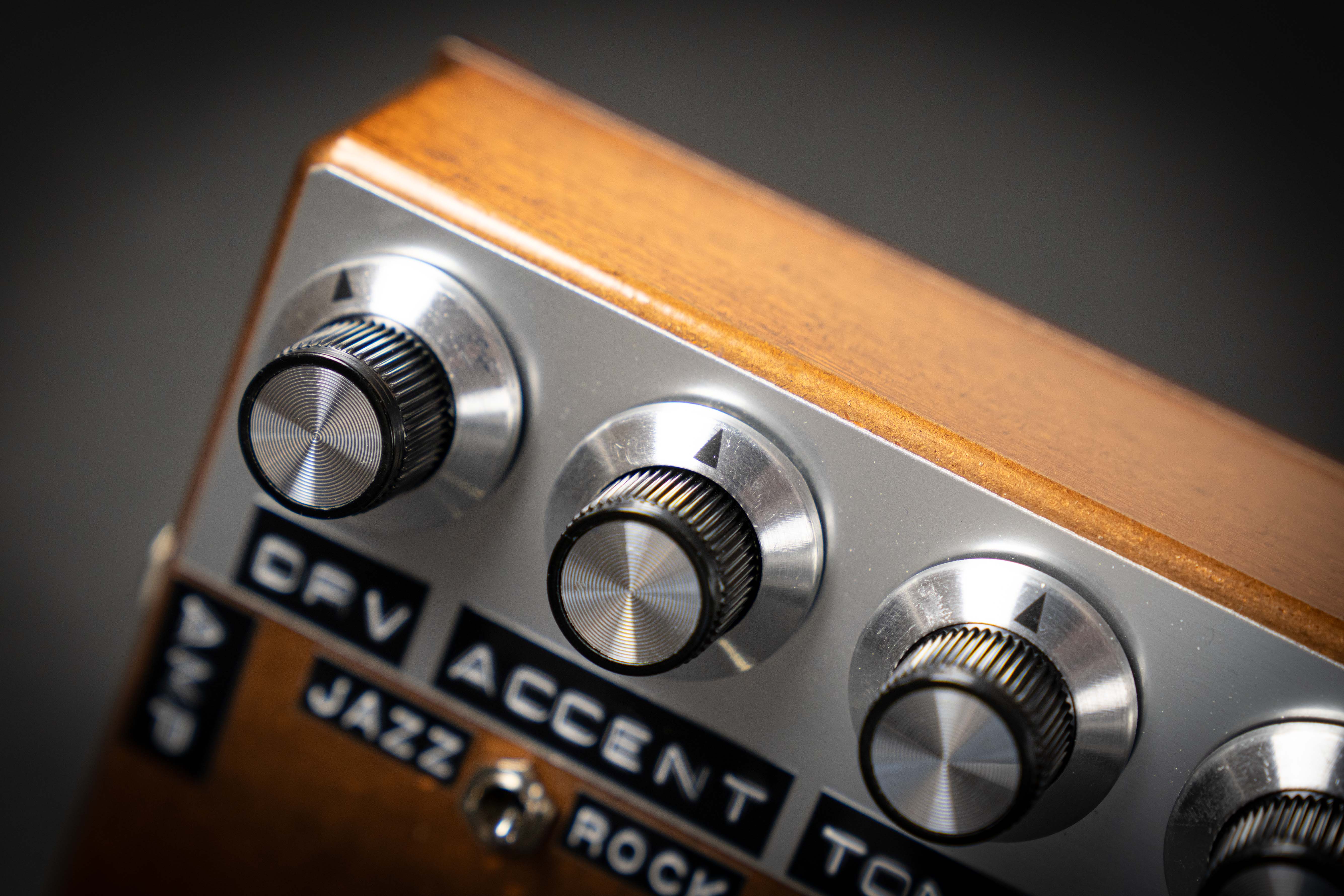 Shin's Music Dumbloid Overdrive Special – Guitars Rebellion