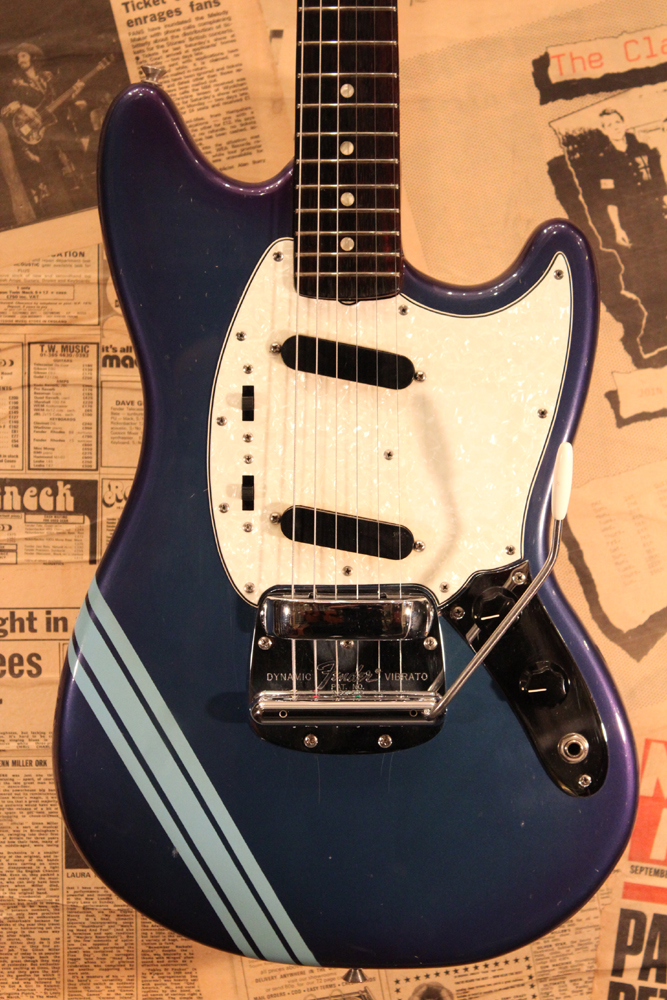 Fender 1969y[MUSTANG Competition[“True Burgandy Finish[with Back