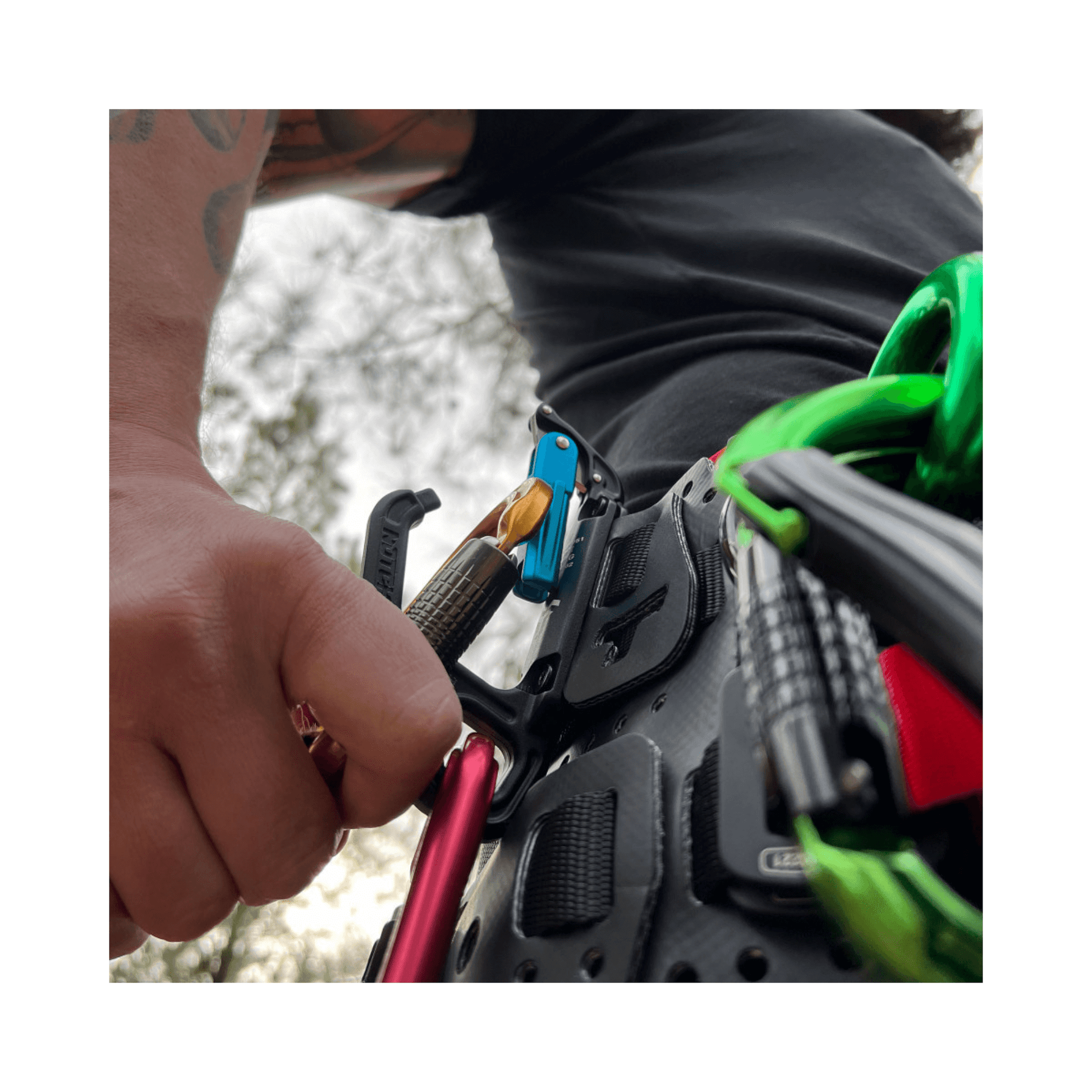 ノッチ機器 スイングツールクリップ | 翌日配送