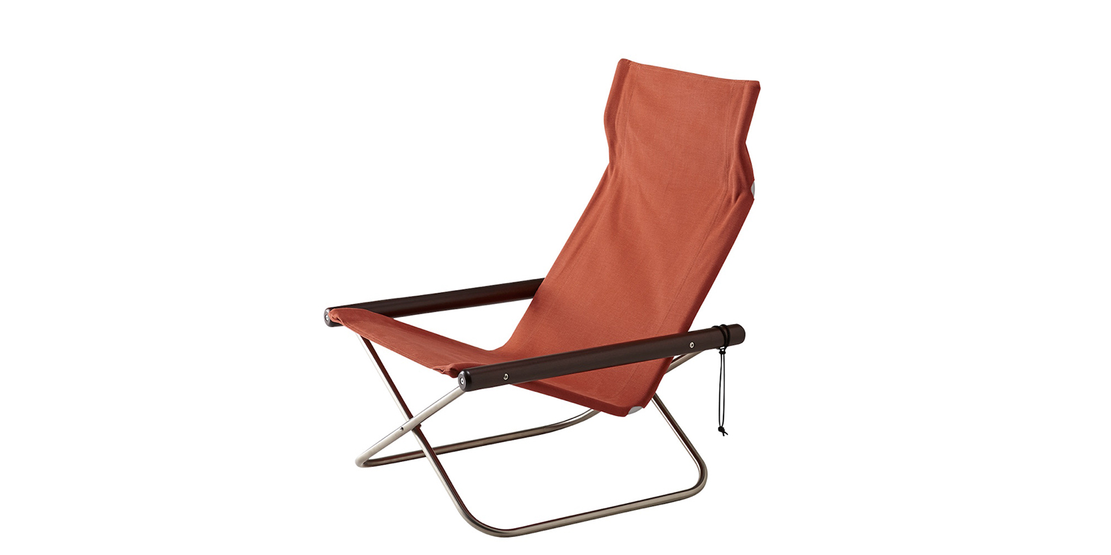 ニーチェアエックス ダークブラウン × レンガ | D&DEPARTMENT