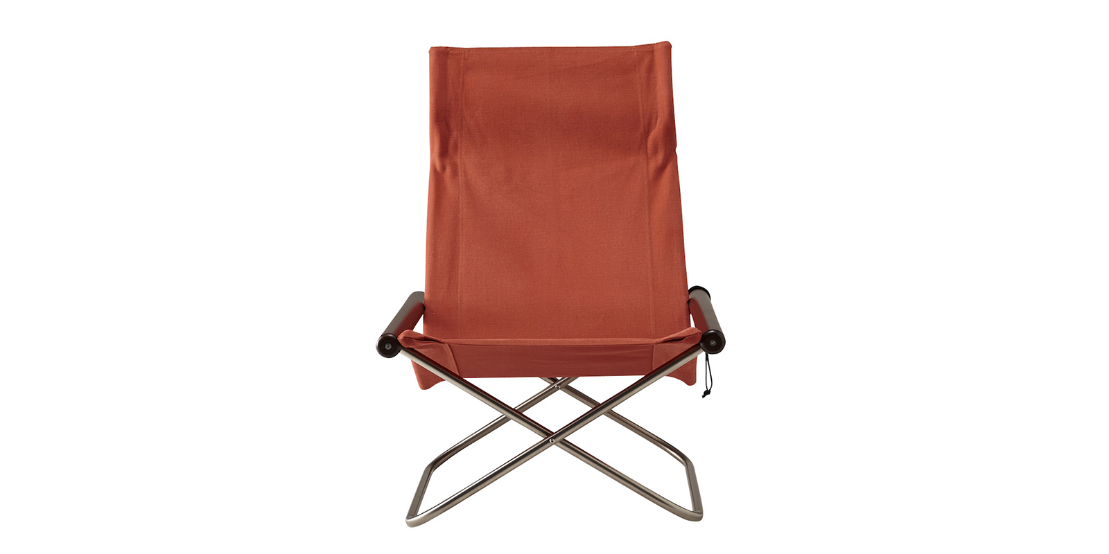 ニーチェアエックス ダークブラウン × レンガ | D&DEPARTMENT