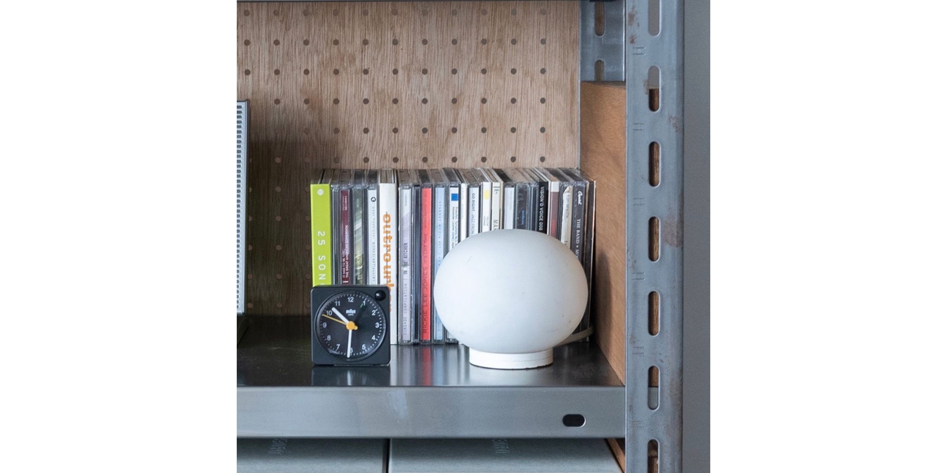 sold out】工業用スチールシェルフ（W885）・4段・D450・クリア