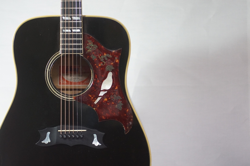 Gibson 【Dove / 1974～1975年製 / ハードケース付属】 | D-plus-stock