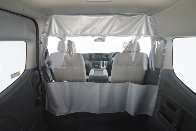 感染症対策！NV350キャラバン用仕切りカーテン｜トランポ（ハイエース