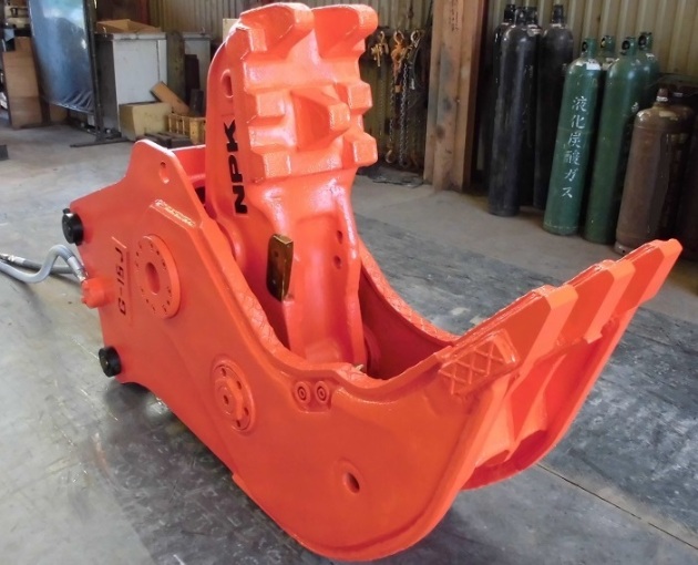 0.7中古コンクリート小割圧砕機 日本ニューマチック工業(NPK)製 販売中