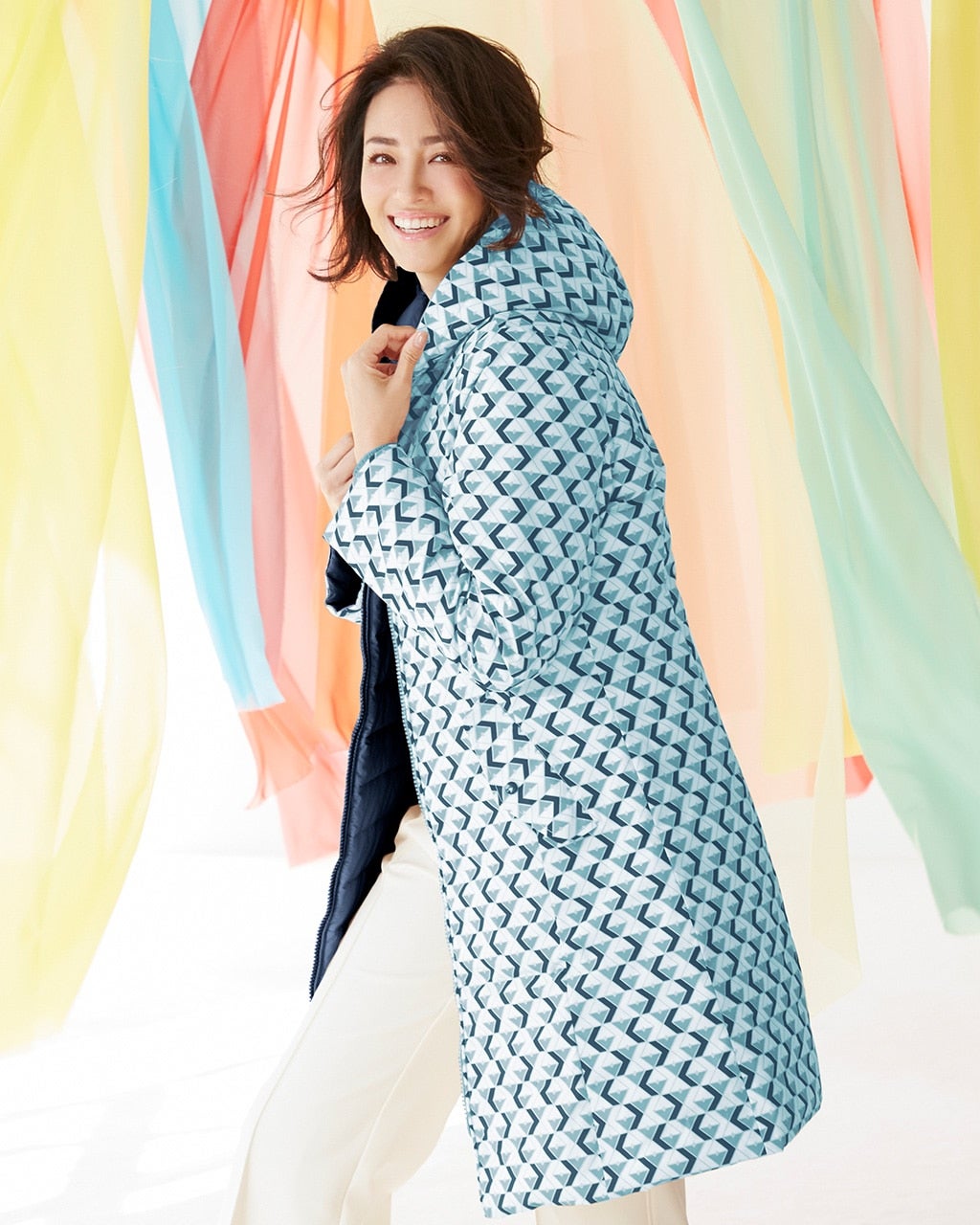 モダンリバーシブル・ジップアップダウンコート/DoCLASSE