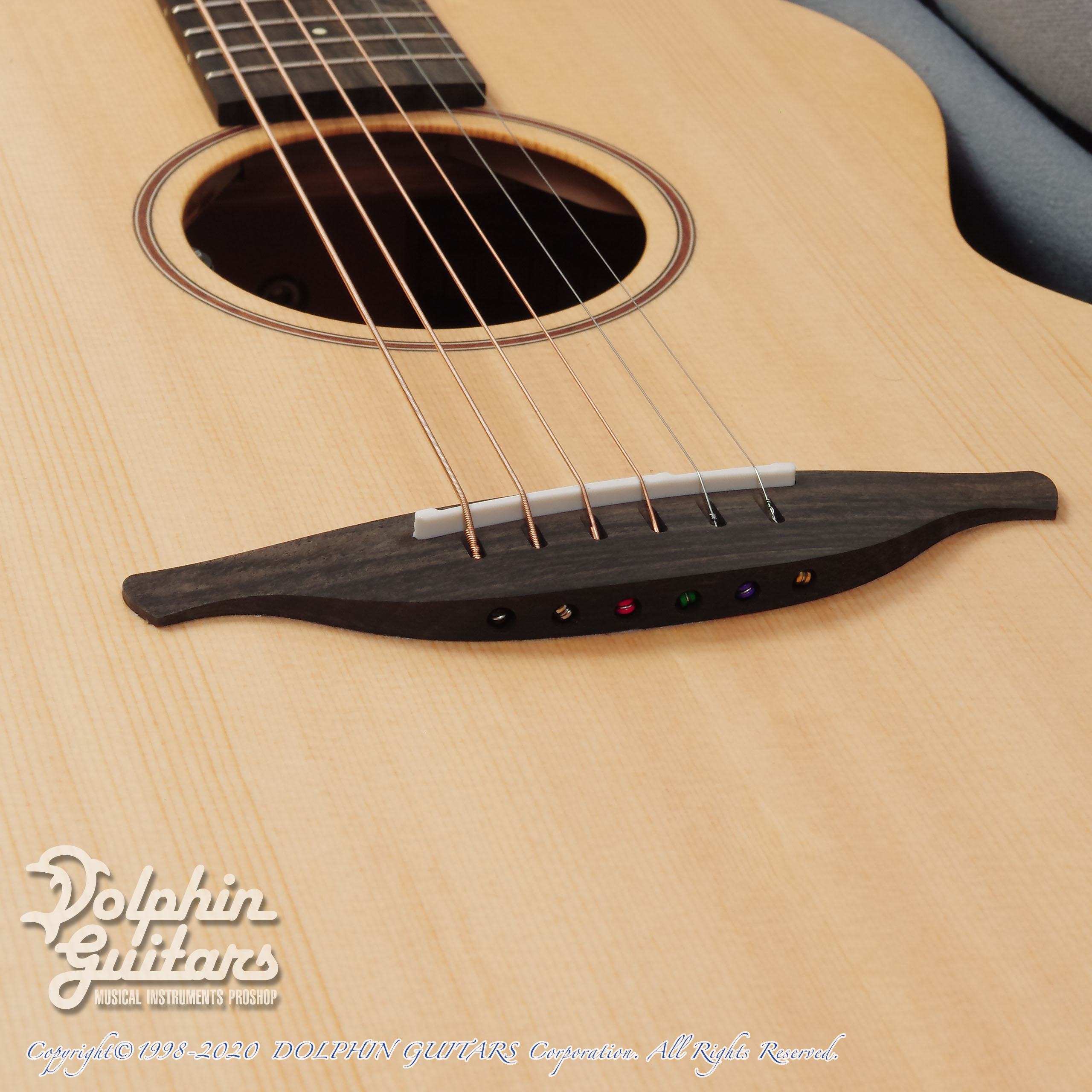 Sheeran by Lowden THE S02|ドルフィンギターズ