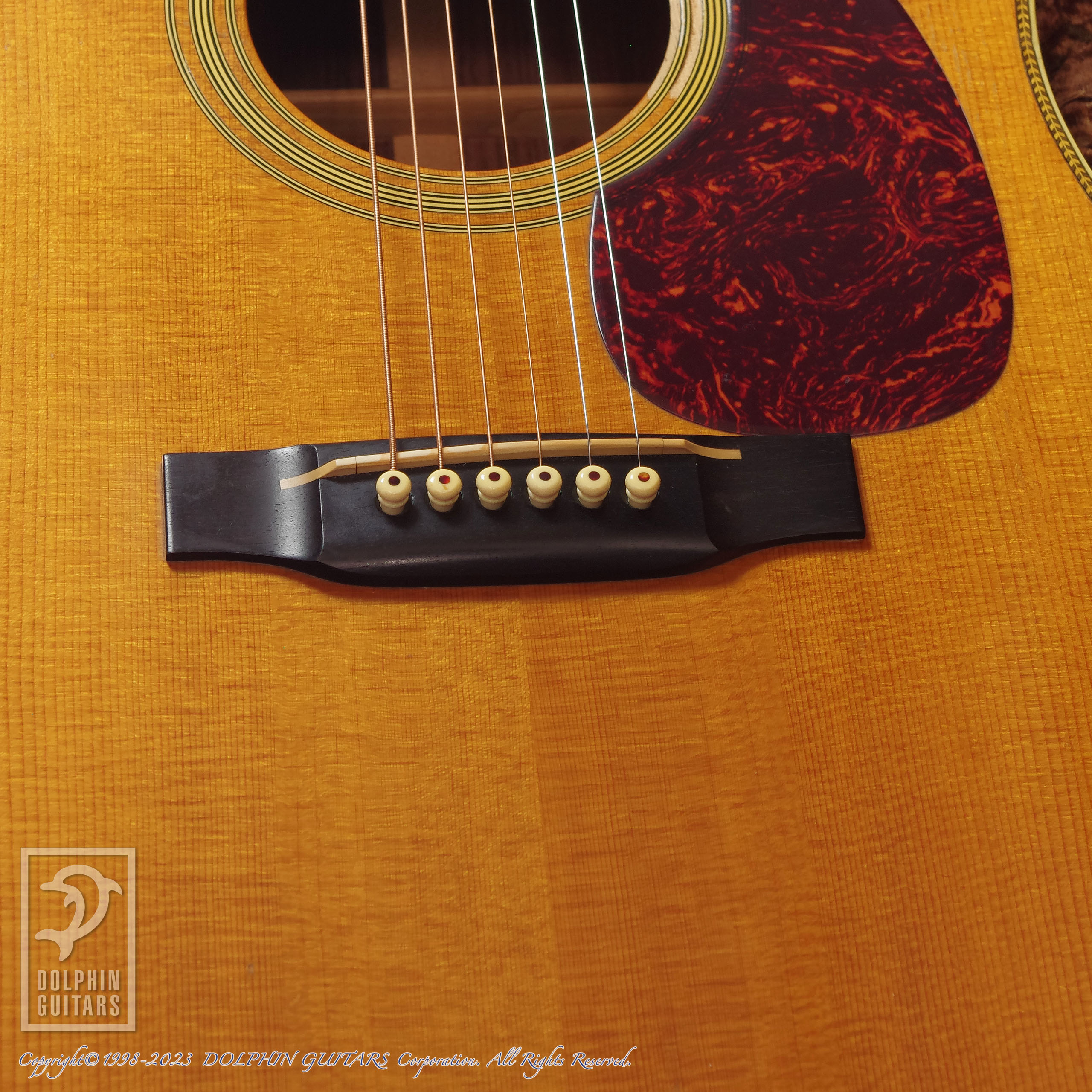 C.F.Martin HD-28V|ドルフィンギターズ