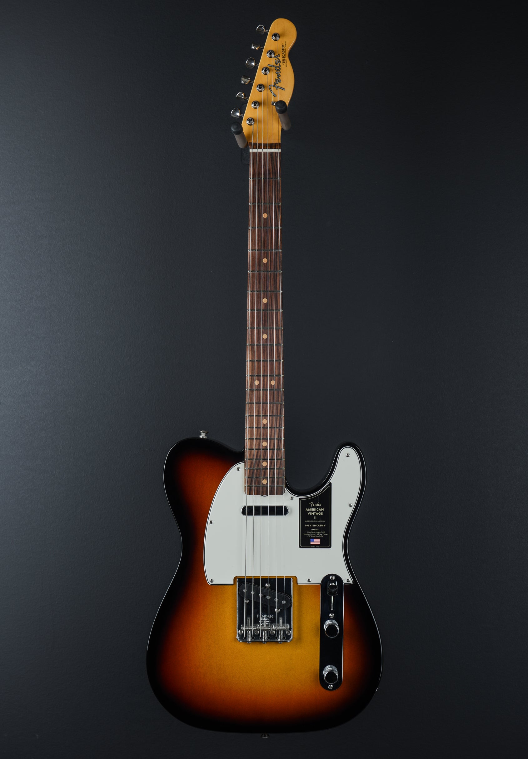 American Vintage II 1963 Telecaster - 3 Color Sunburst – Dave's