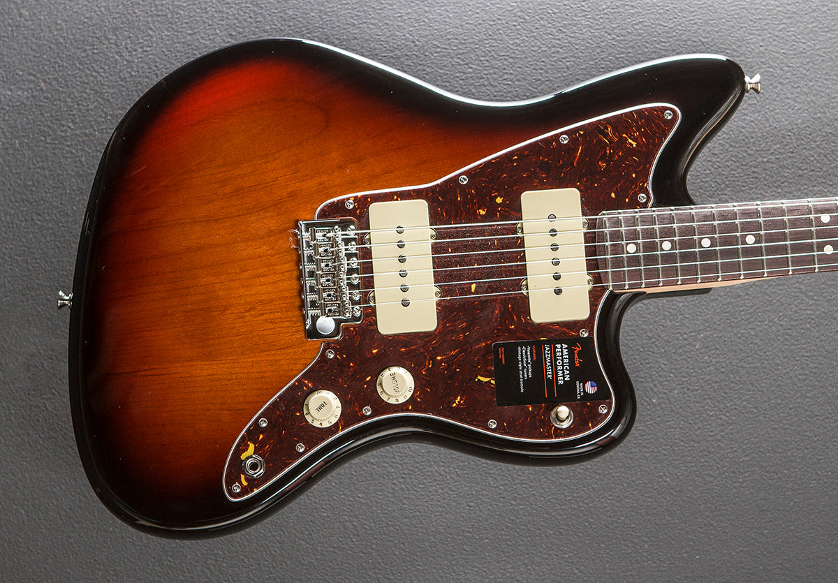 American Performer Jazzmaster - 3 Color Sunburst w/Rosewood