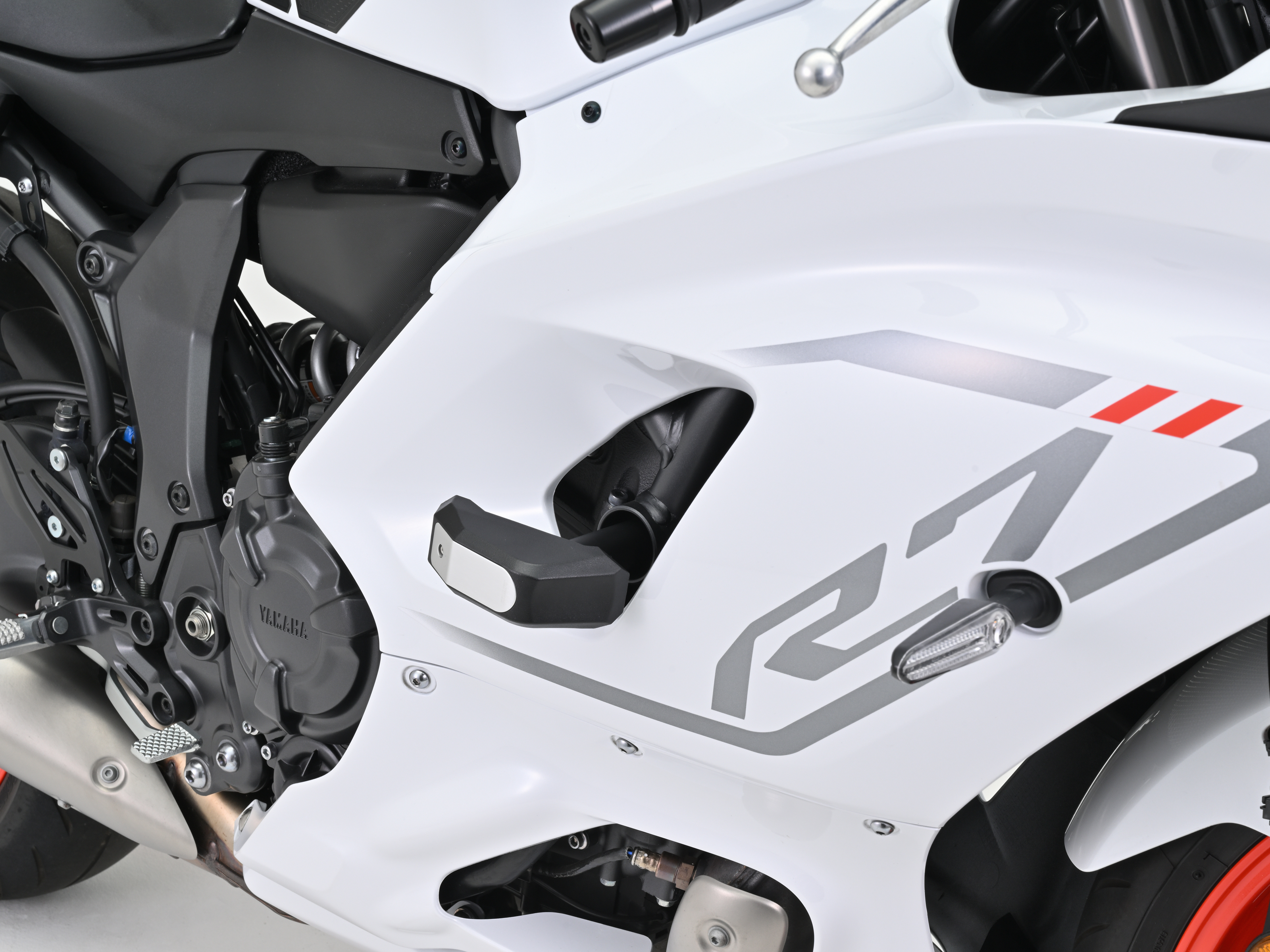 エンジンプロテクター ストリームライン YZF-R7（'22〜'24）｜株式会社