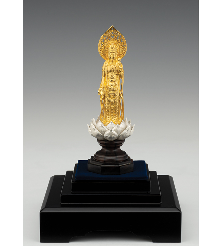 純金製 聖観世音菩薩 ＜純銀製 白蓮華＞ しょうかんぜおんぼさつ