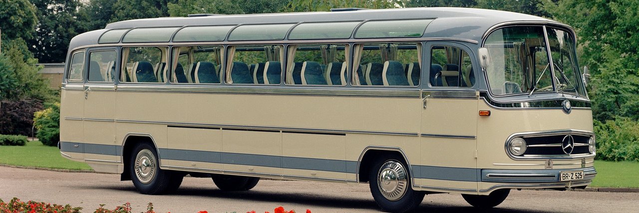 Resounding success: Mercedes-Benz O 321 H/HL bus (1954 to 1964