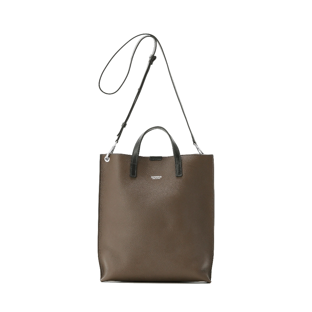 定番シュリンクレザーのアルチェよりマルチカラーが登場！｜ダニエル