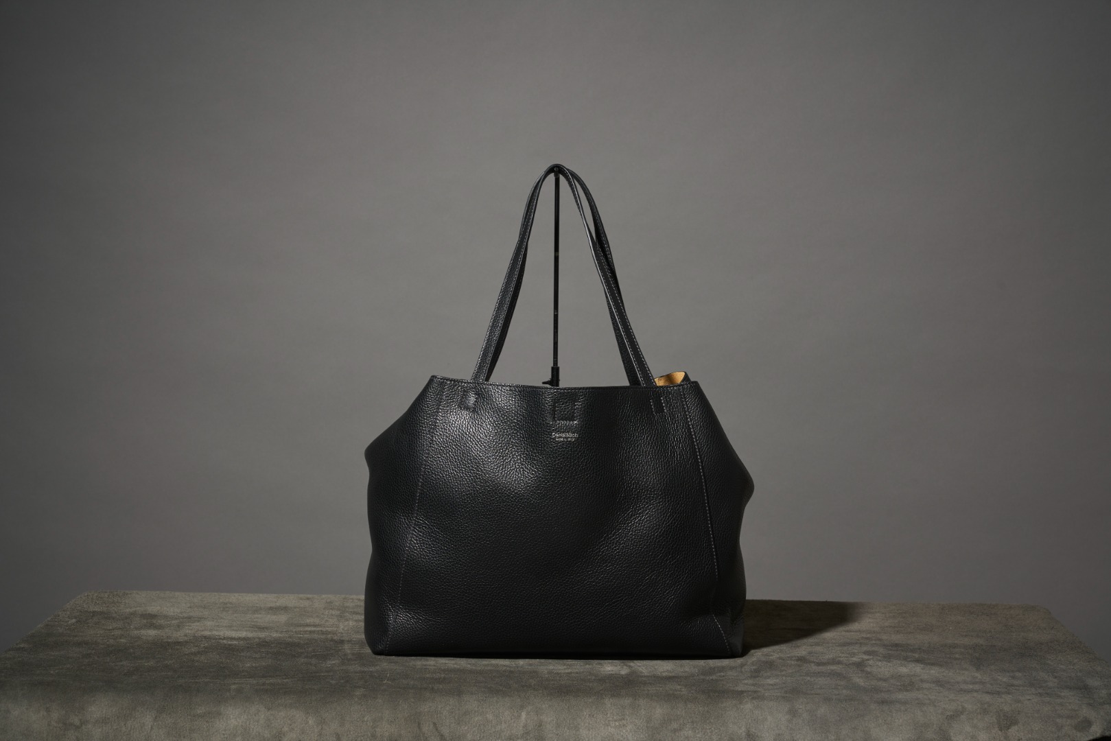 ベストセラーのトートバッグ「TOTONA（トトーナ）」｜ダニエル アンド