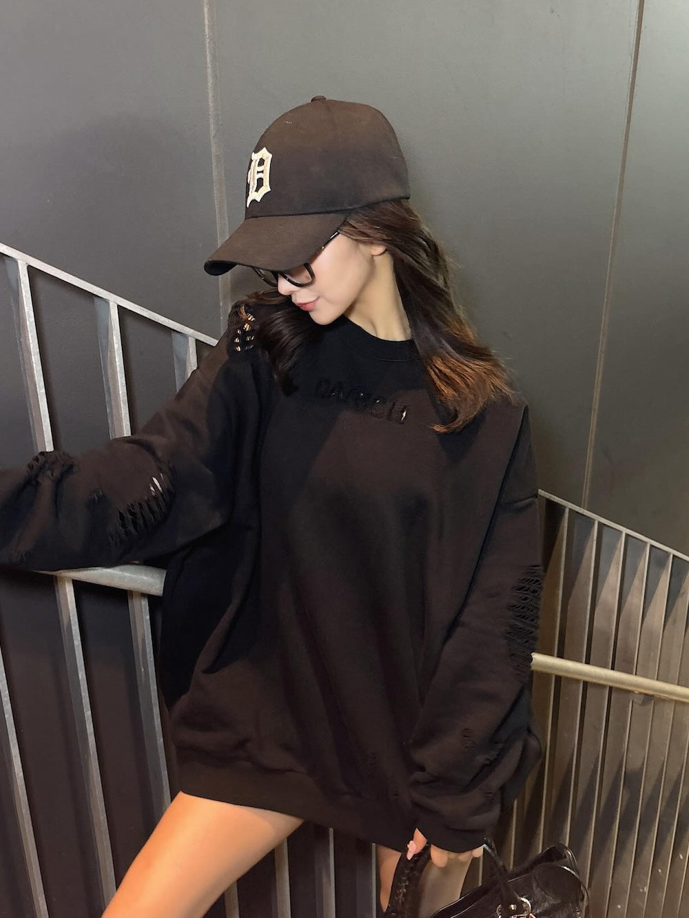 ダメージスウェットプルオーバー – Darich (ダーリッチ)