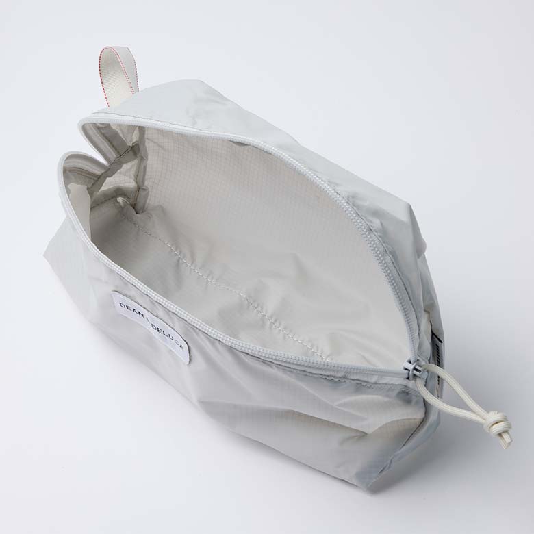BRIEFING ライトボックスポーチライトグレーM| DEAN & DELUCA【公式】