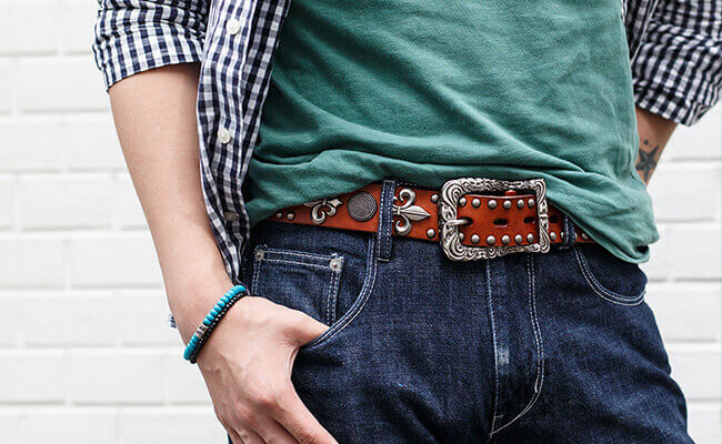 スタッズベルト - DEEP ZONE｜本物を知るすべての男たちへ贈る 本革