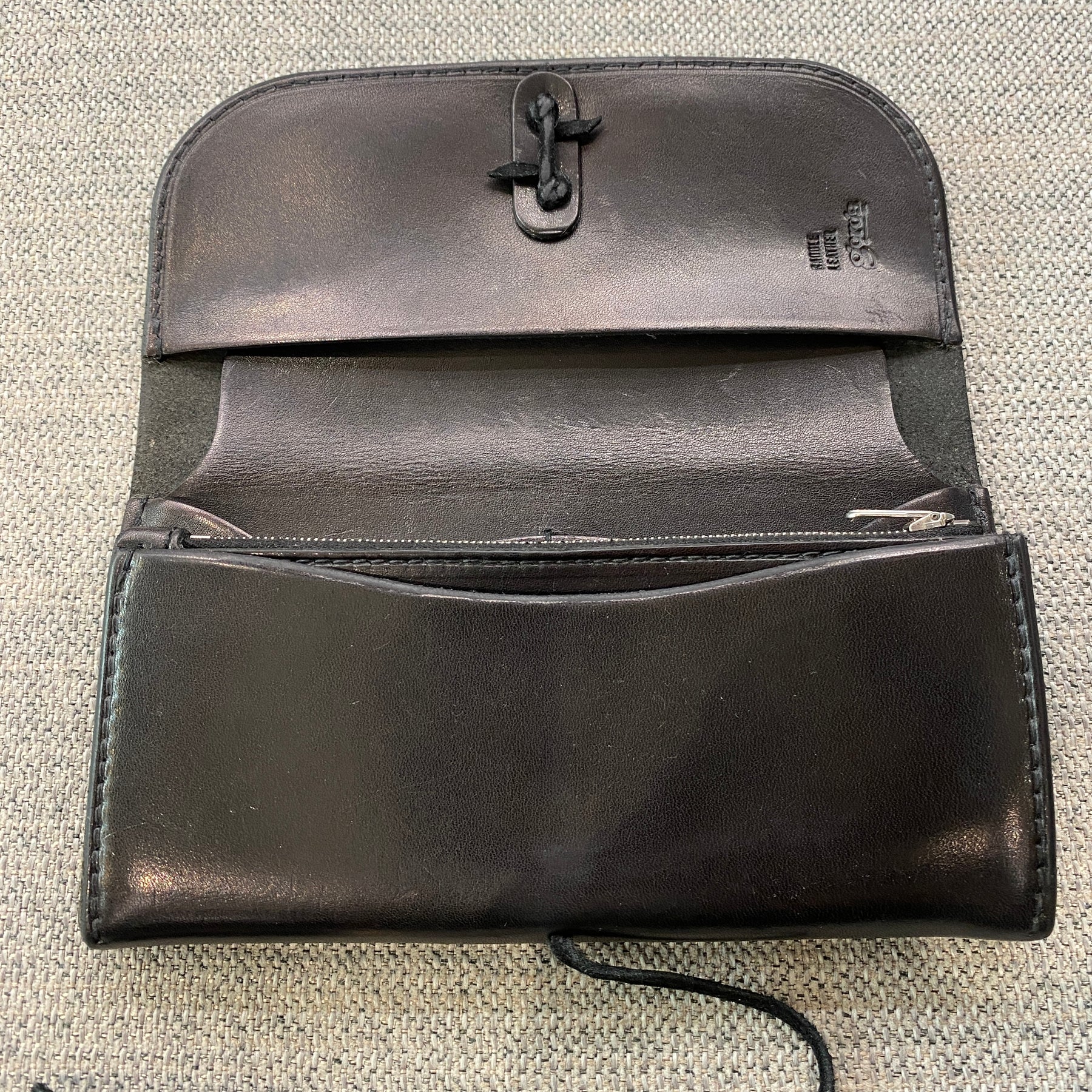 ゴローズ goro's [超美品]カスタム二つ折り長財布（黒） – DELTAone