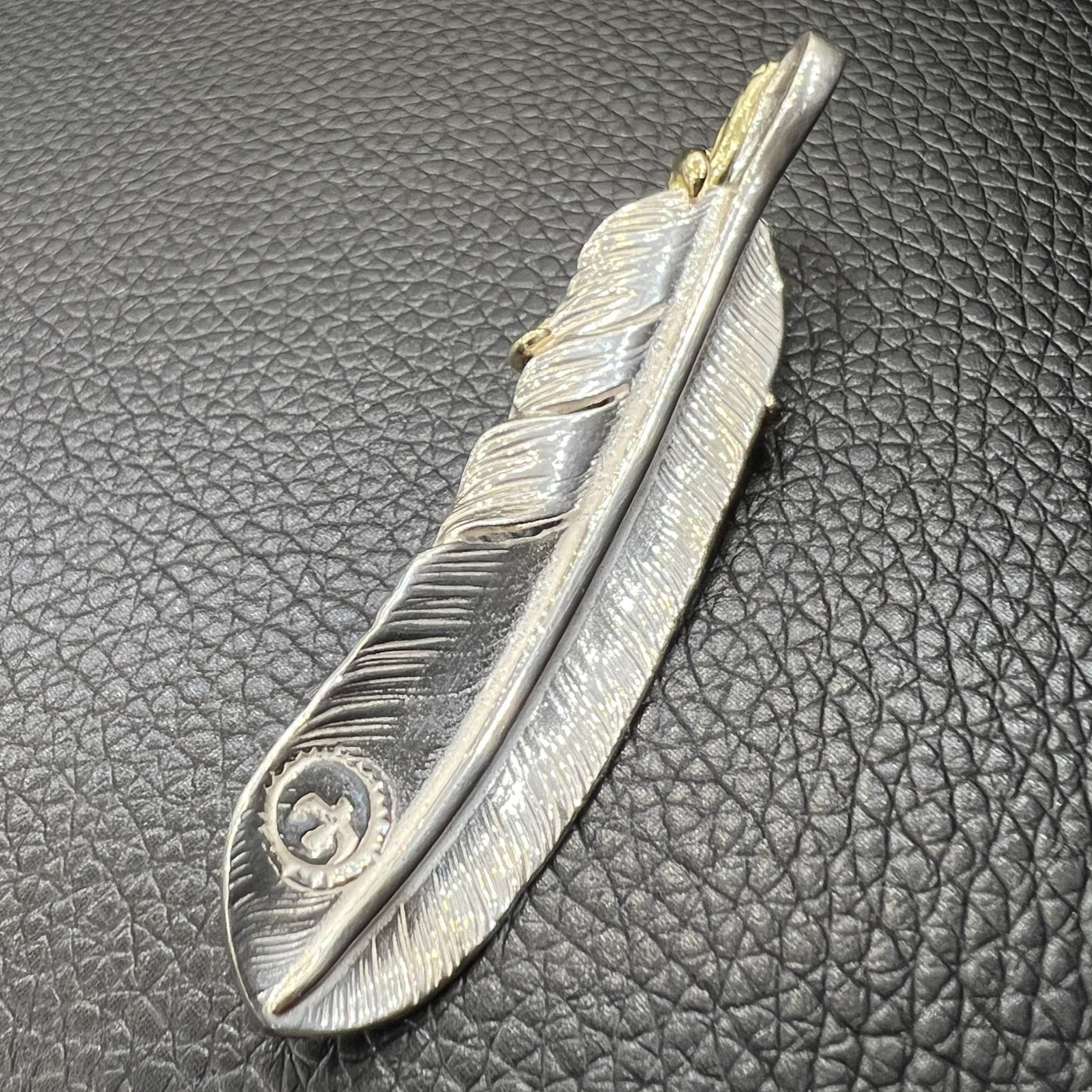 ゴローズ goro's [超希少][ほぼ新品]金ツメメタル付特大フェザー(左