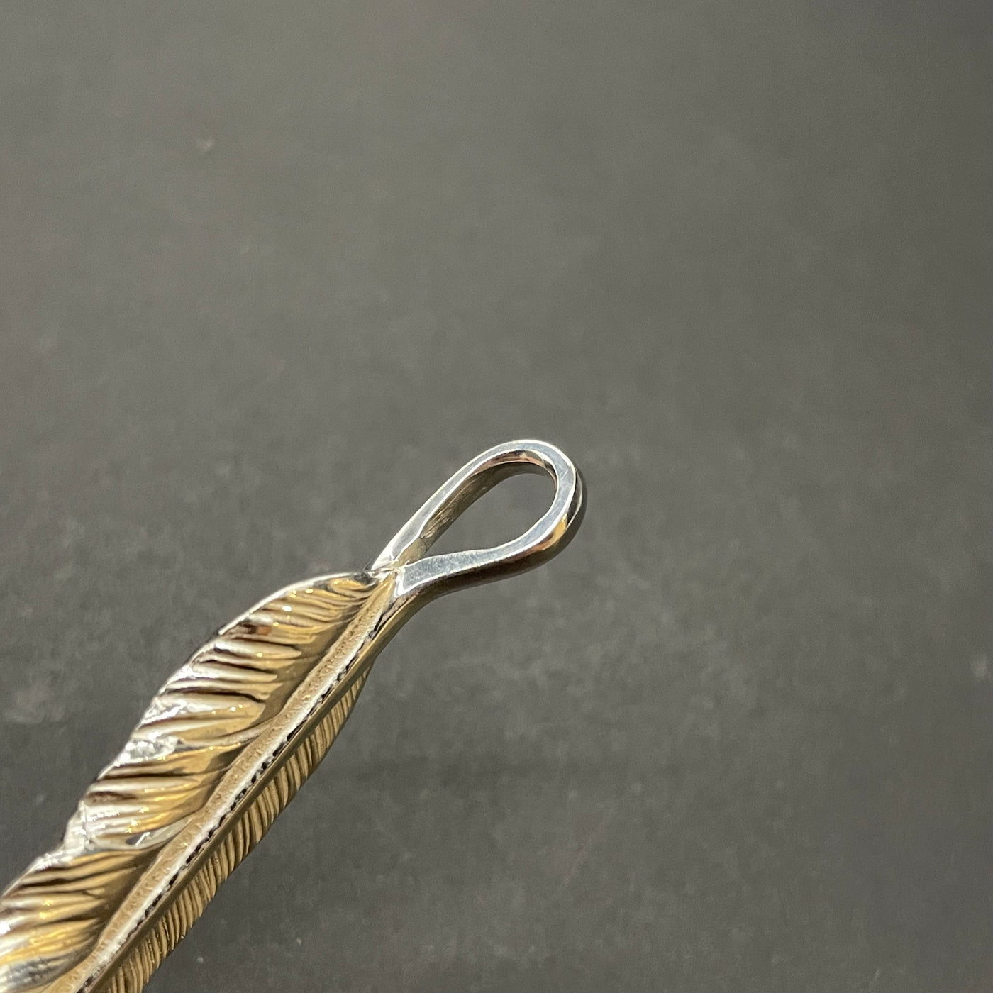 ゴローズ goro's [新品]プレーン特大フェザー(左) – DELTAone