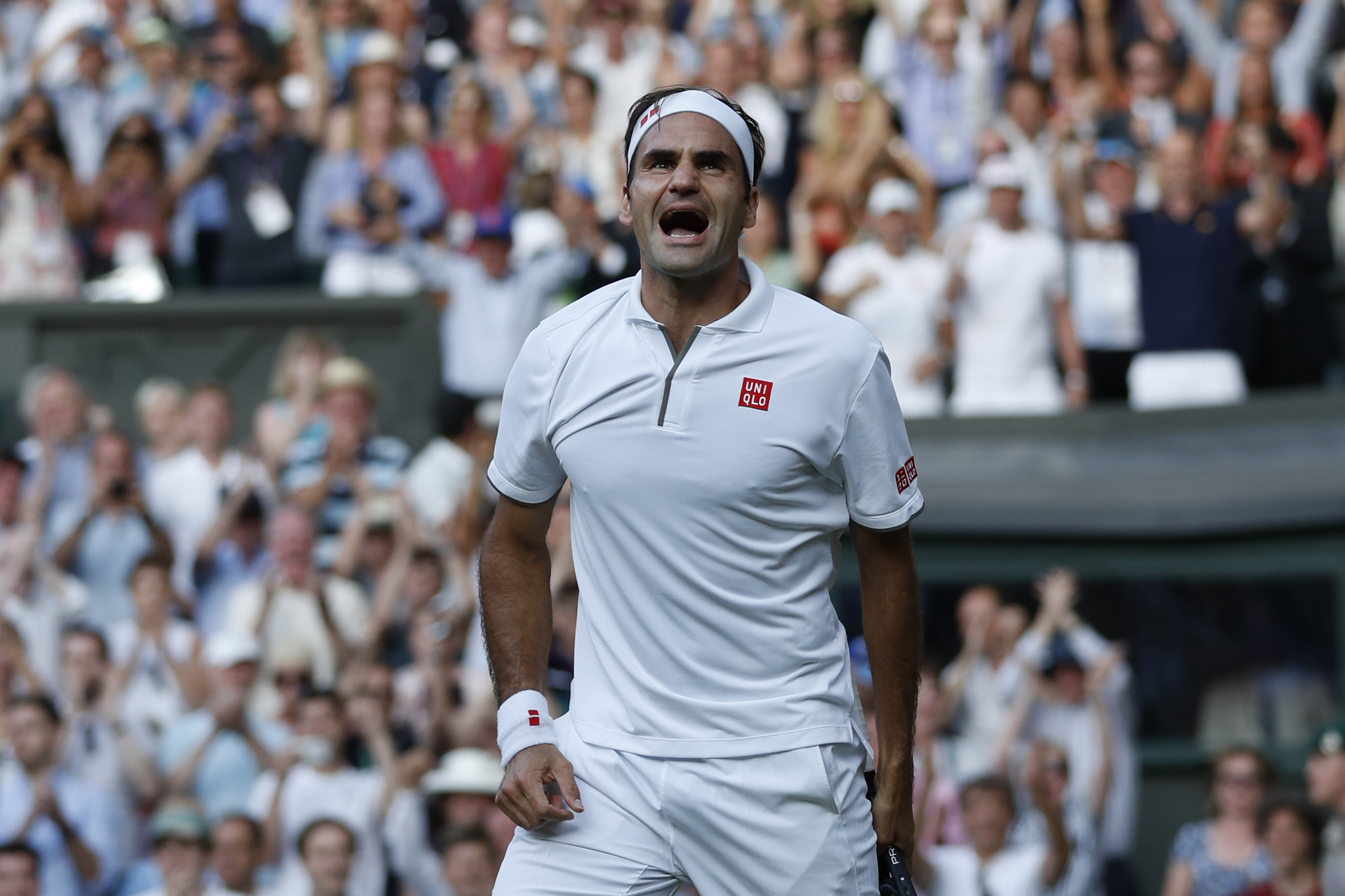 Roger Federer tops Rafael Nadal in Wimbledon semifinals