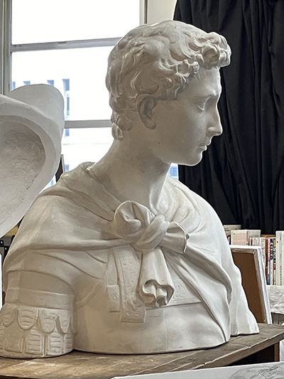 投稿417:石膏像「聖ジョルジョ胸像」のデッサン