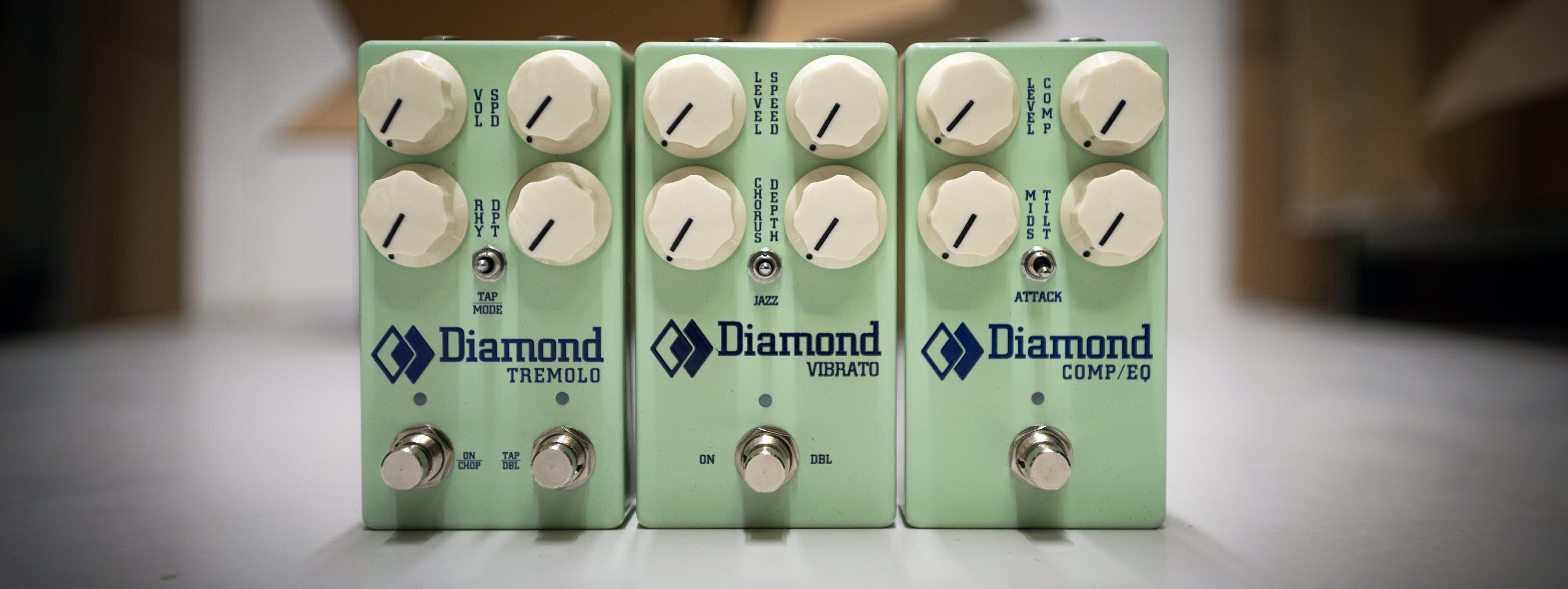 Surf Green Tremolo – Diamond Pedals