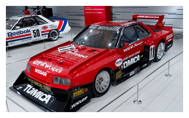 Skyline Super Silhouette - Diecast Corner - by Dwinawan