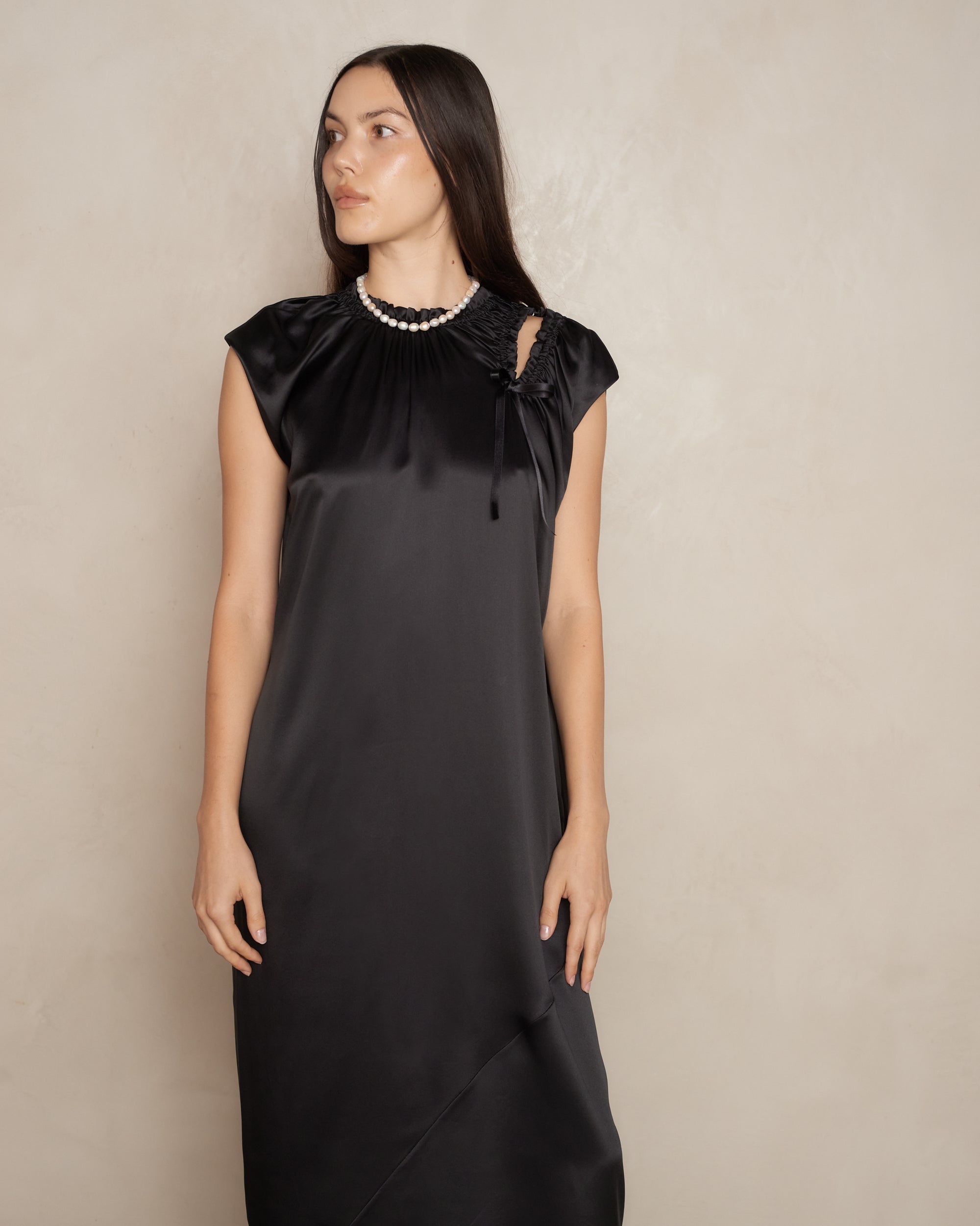 Simone Rocha Black Satin Sack Shoulder Bite Dress 72510318