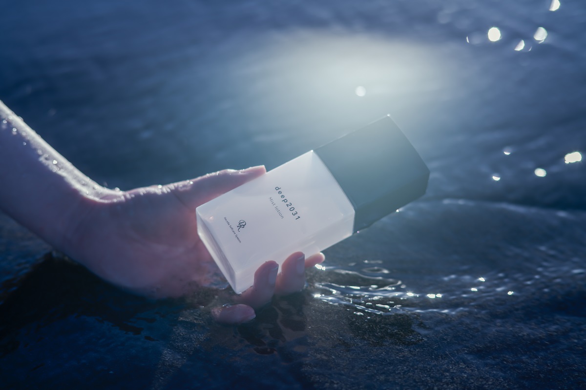 美ST特別付録】deep2031の化粧水「ミストローション」｜ニュース