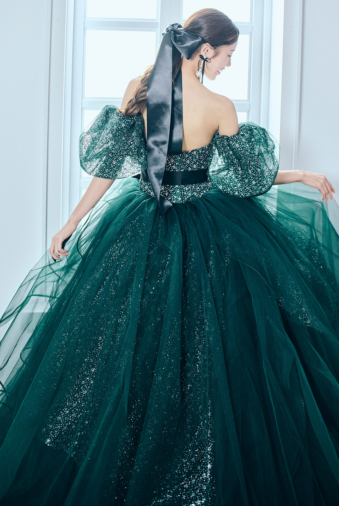 KH-0585 | DRESS GALLERY BOX