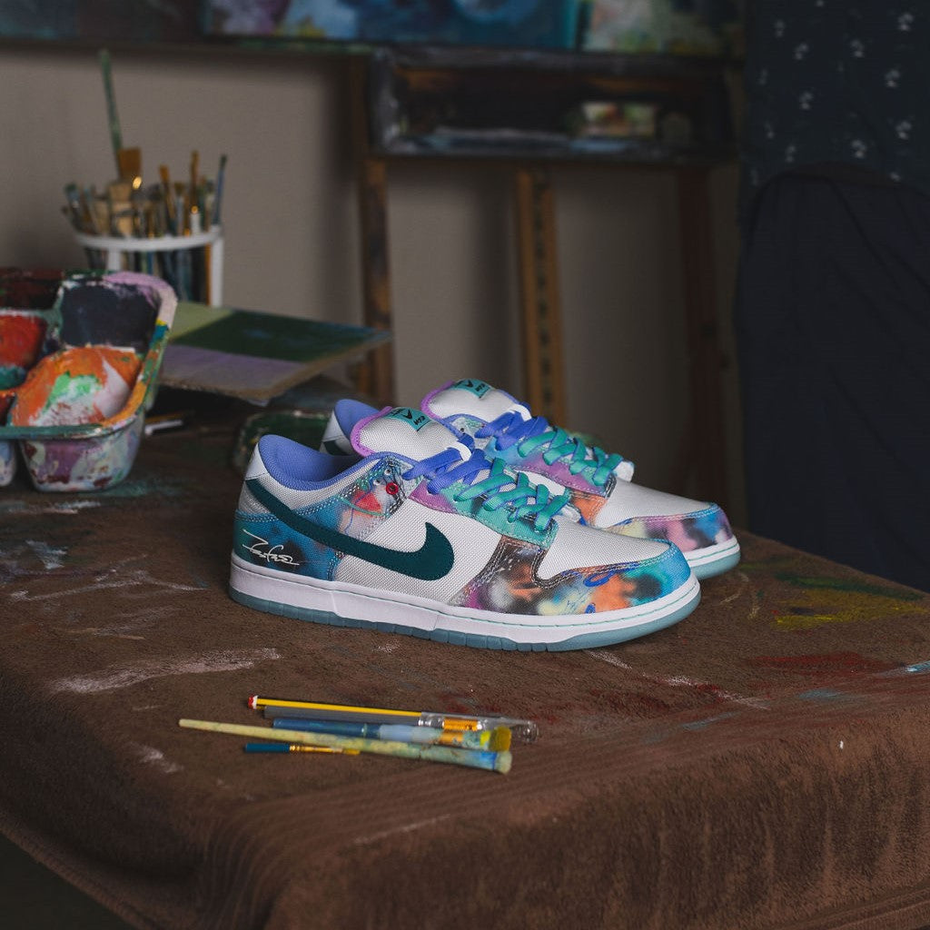 Nike SB x Futura Laboratories Dunk Low Pro QS – Drift House