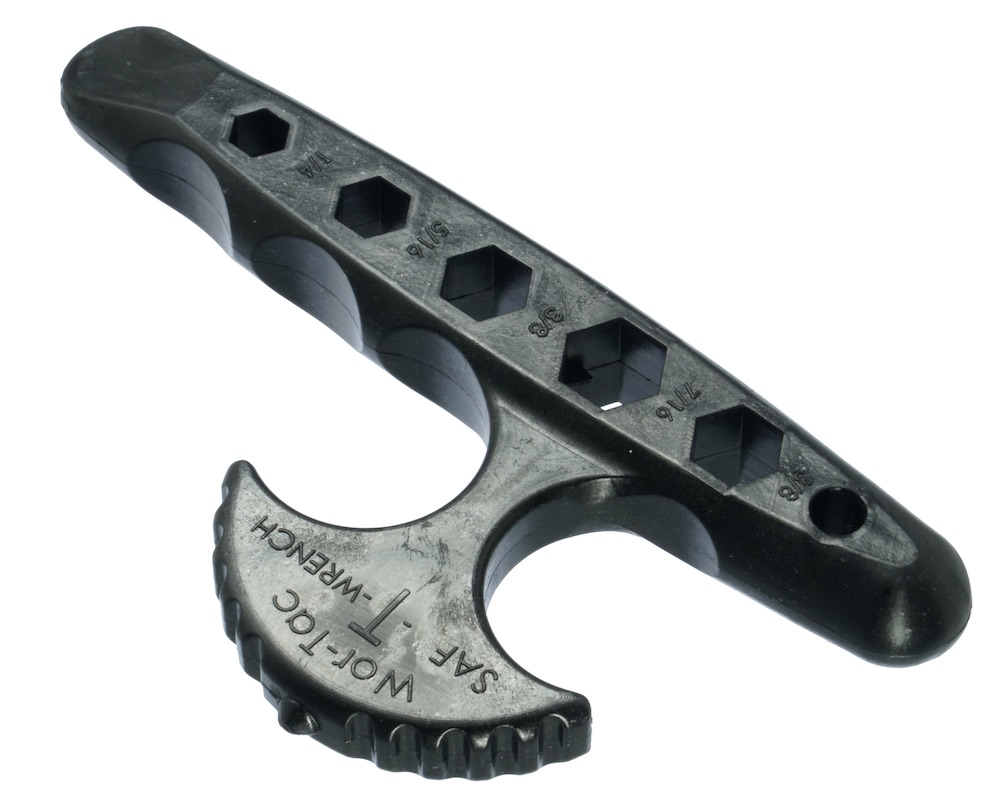 フラッシュライト等タクティカルグッズならネットDSIクラブ(大阪市西区)