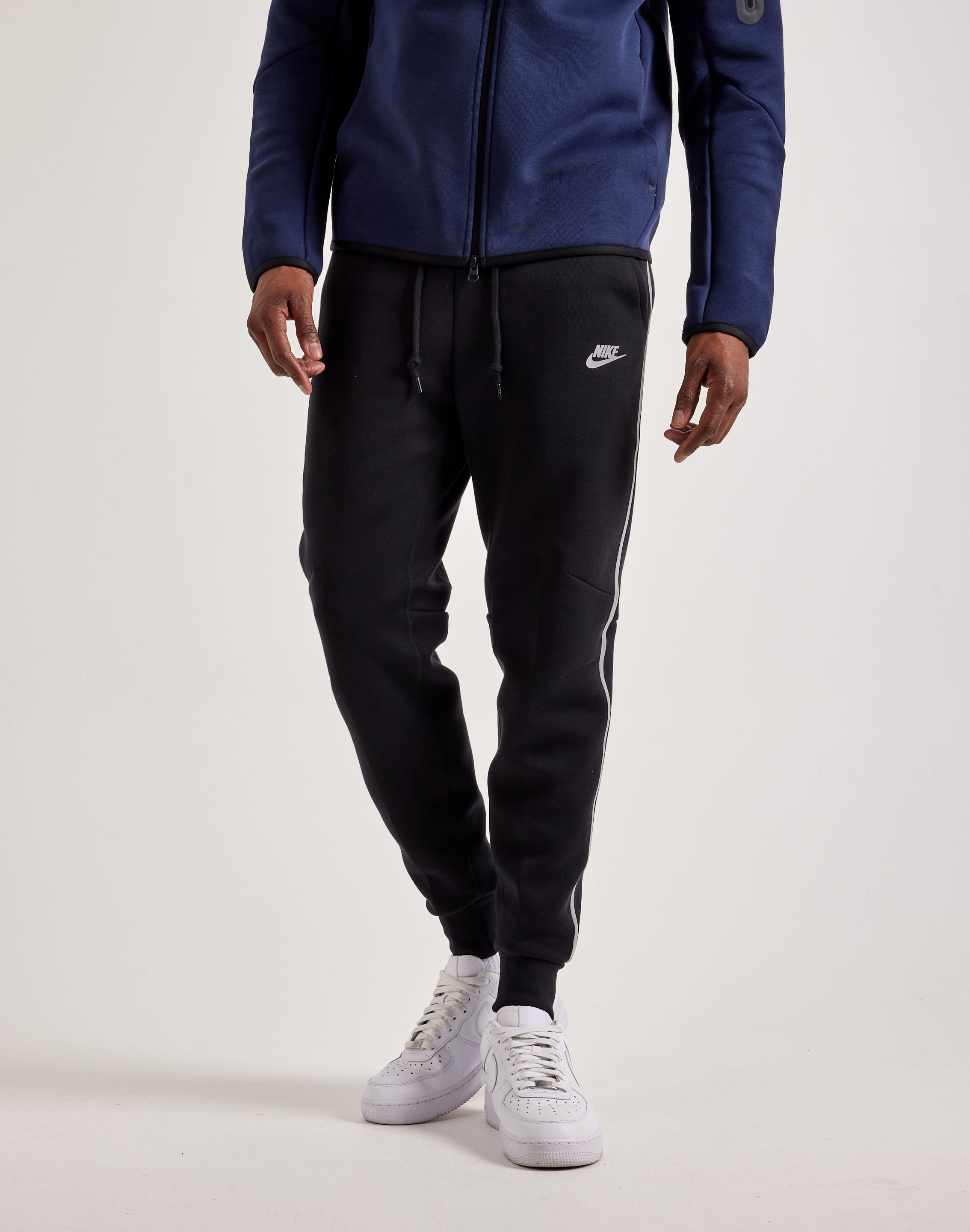 Nike Tech Fleece Joggers – DTLR