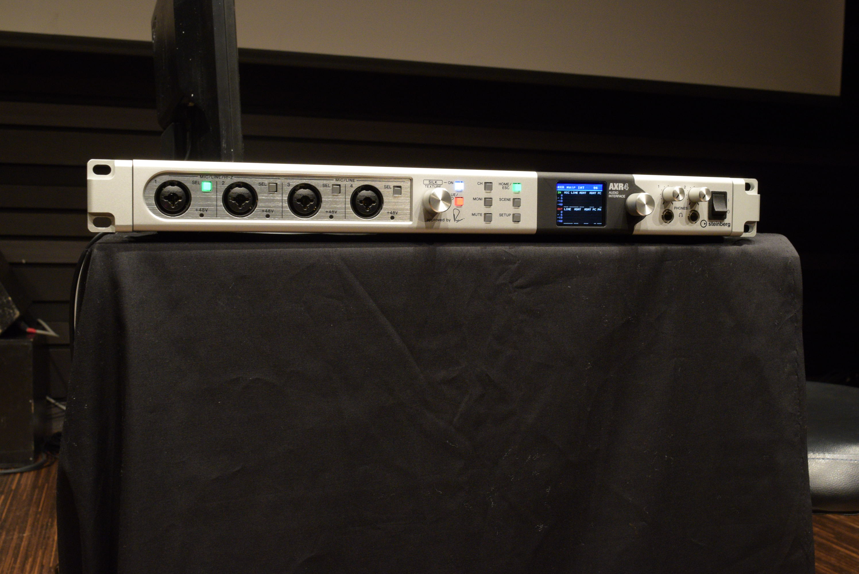 Steinbergが32bitINTEGER/384kHzの業界最高クラスのオーディオ