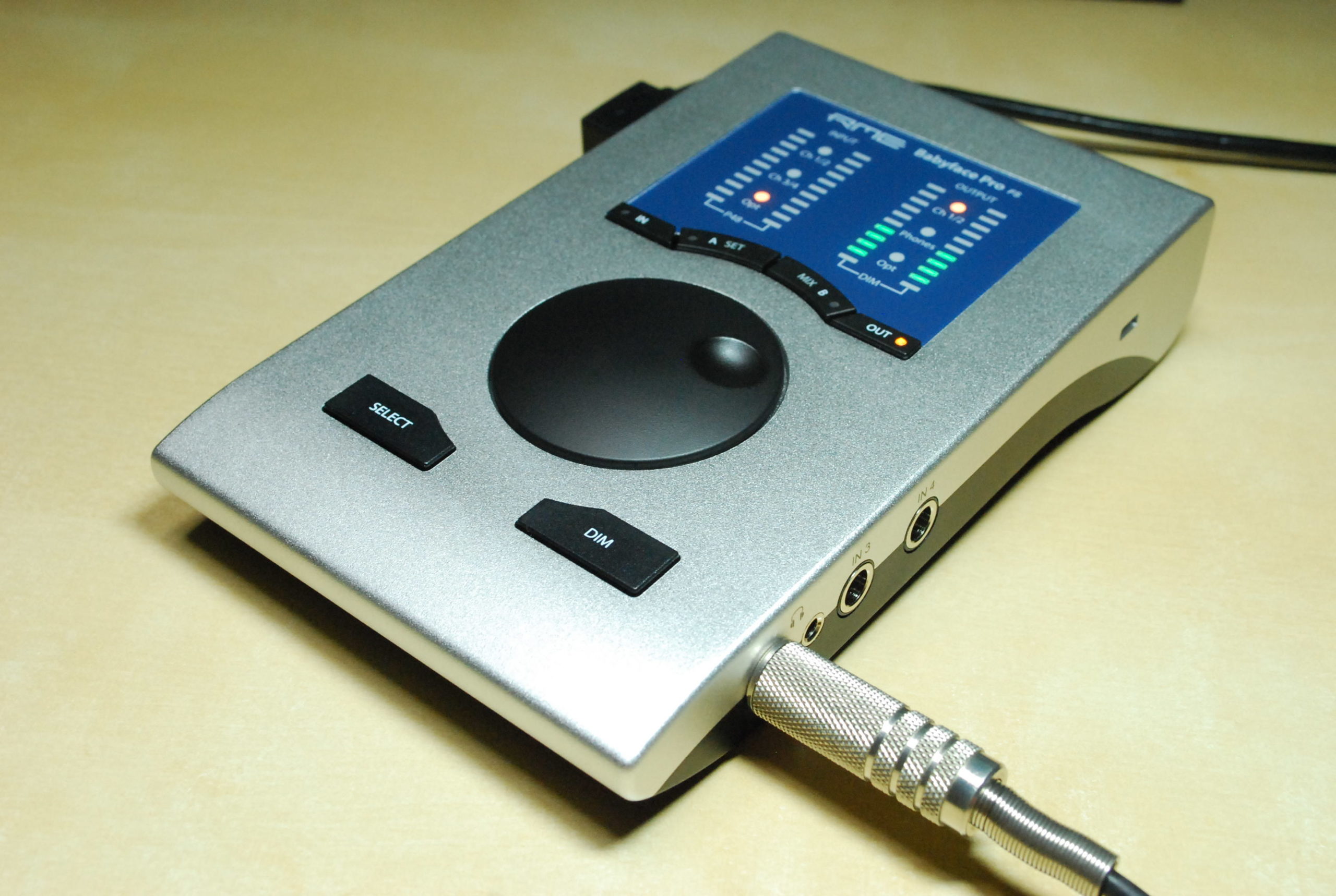 ワンランク上のオーディオインターフェイス、Babyface Pro FSはDTM環境