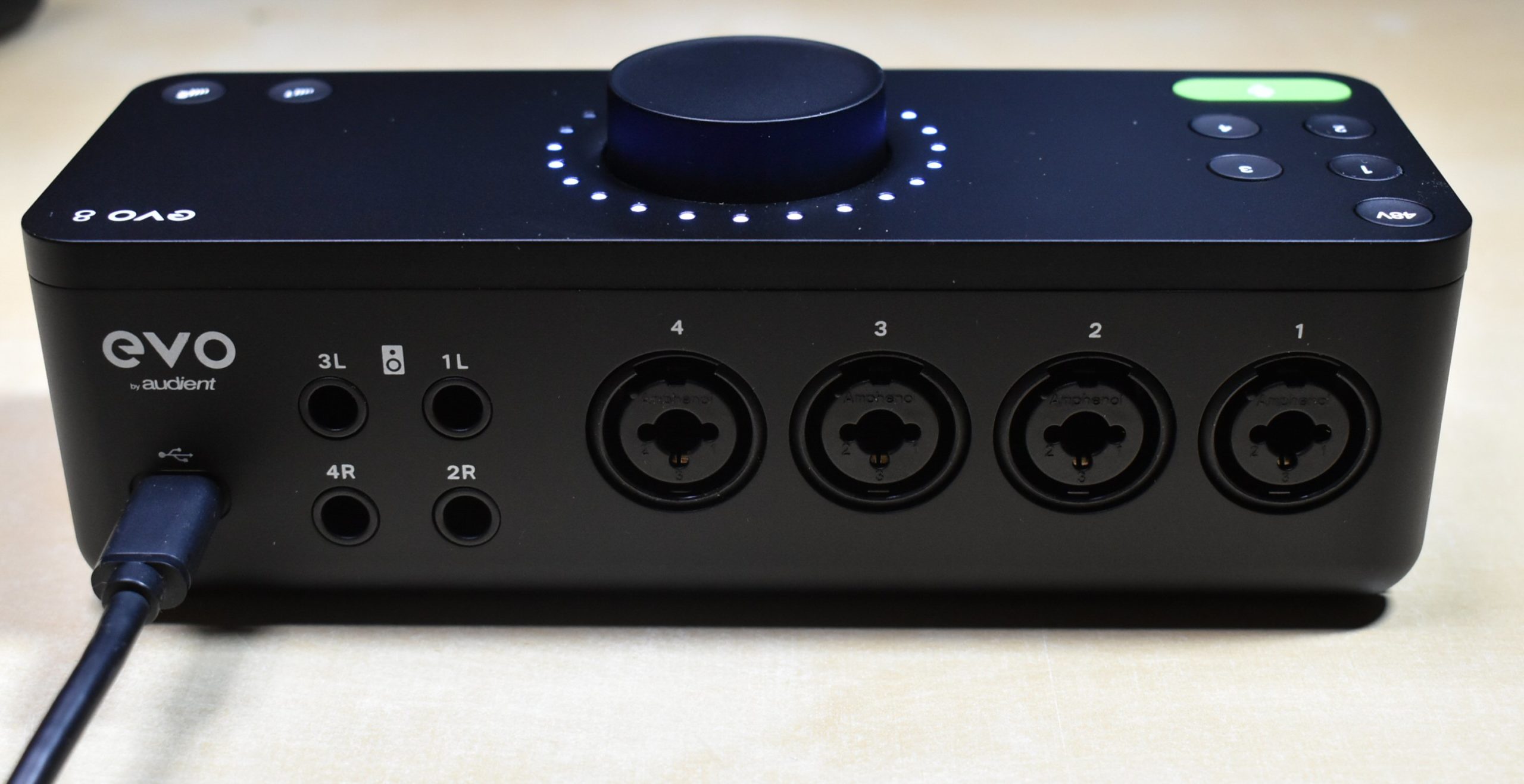 英コンソールメーカー、audientが出した14,000円のオーディオ