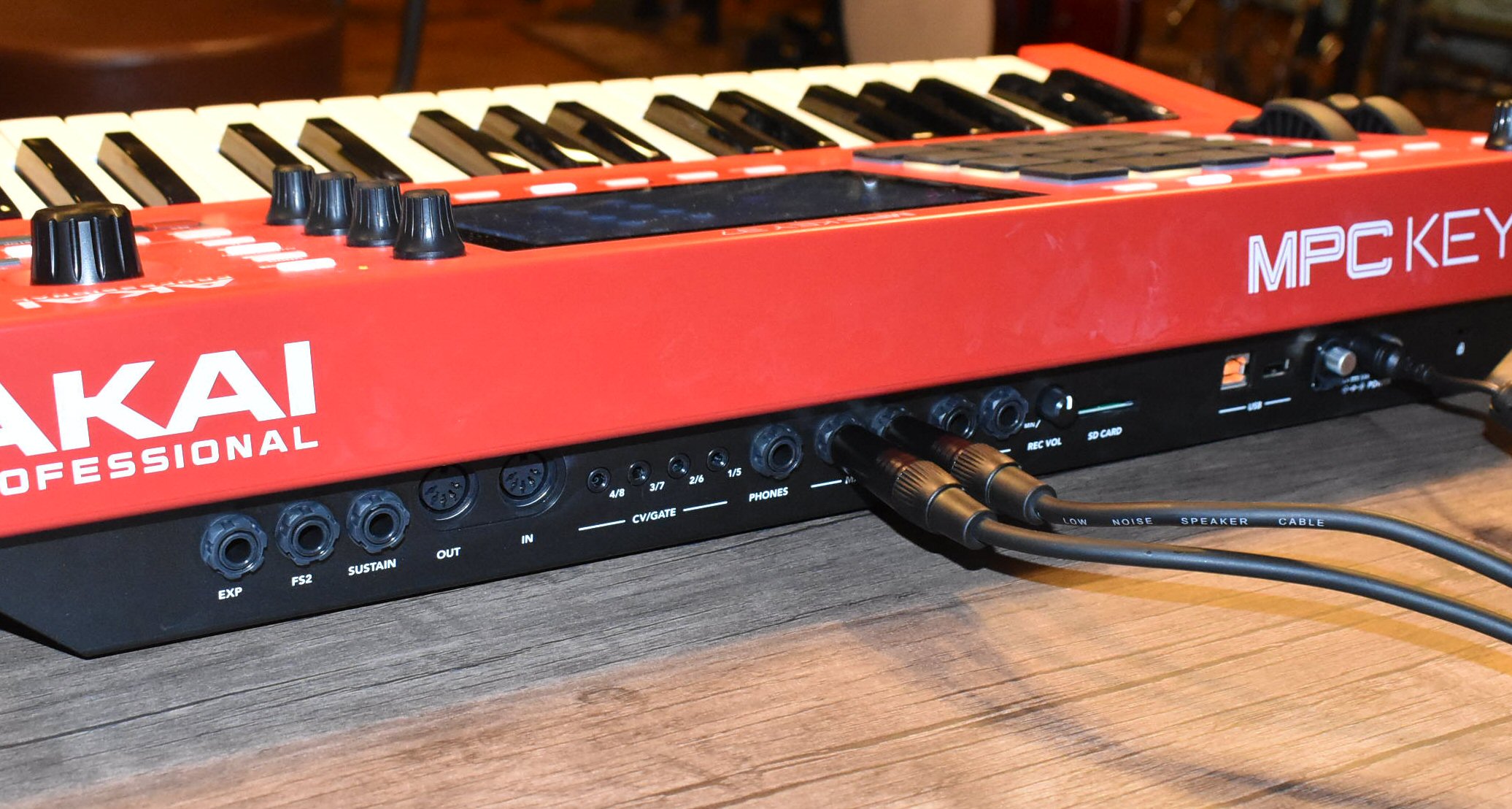 スタンドアロンで動く37鍵キーボード版のMPC、AKAI MPC KEY 37が誕生