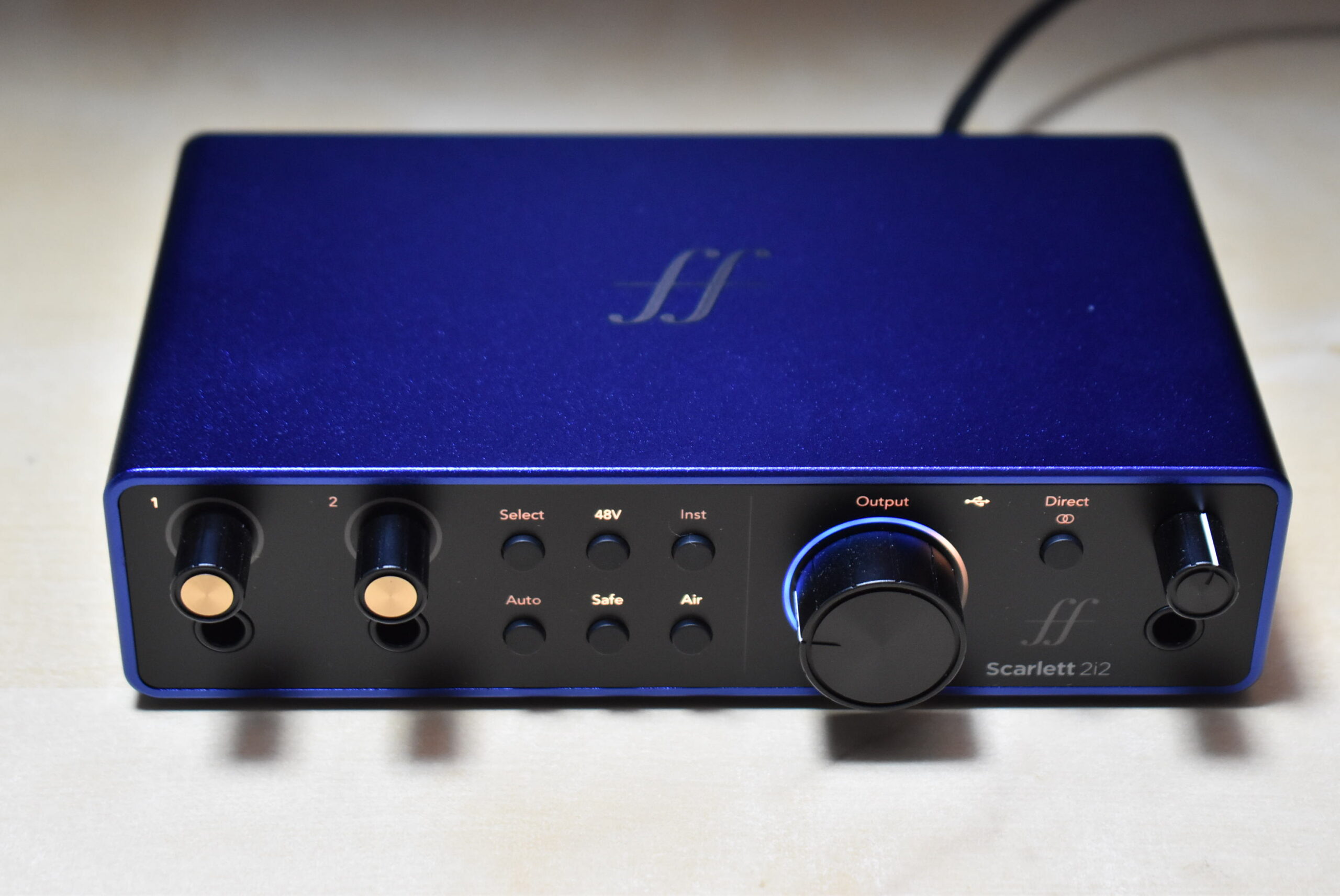 Scarlettのブルーモデル、Focusriteの40周年記念限定版も登場！用途に