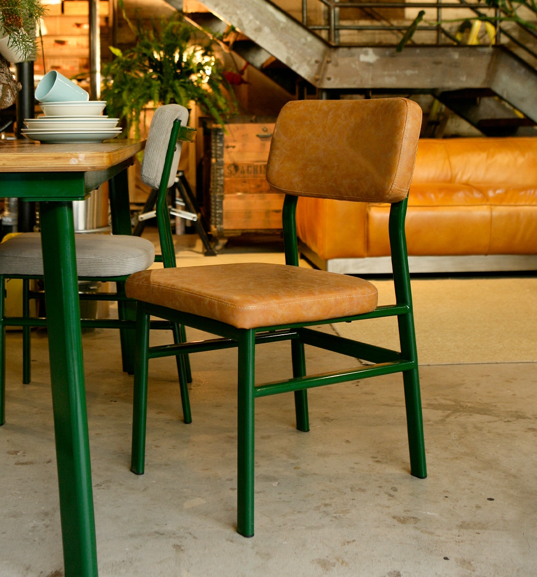 長く愛せるチェア | こだわりのデザインと実用性(並び順：価格(高い順))