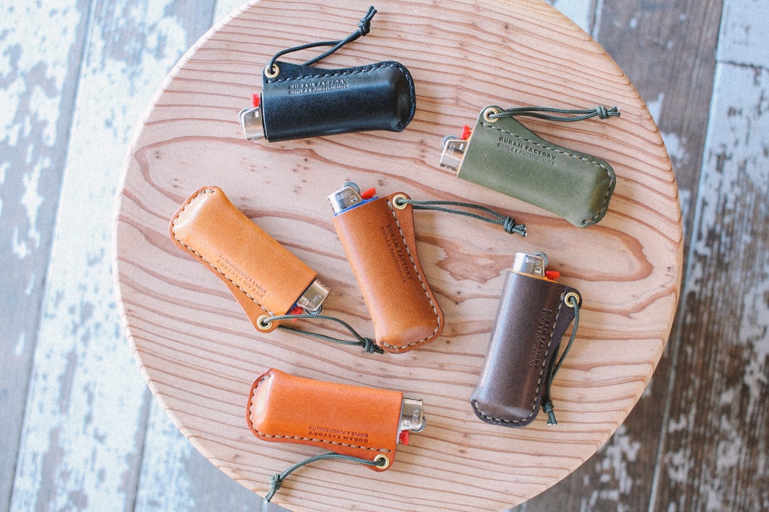 BICレギュラーライターのレザーケース | ハンドメイド革小物のDuram