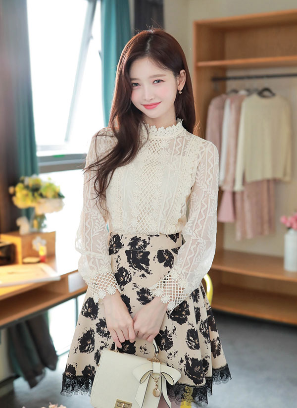 フラワーレースブラウス | レディースファッション通販 - DHOLIC