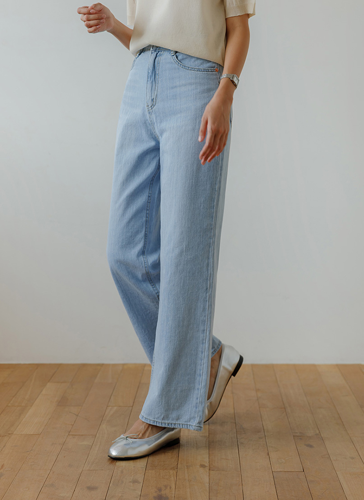 セミワイドライトブルーデニムパンツ | レディースファッション通販