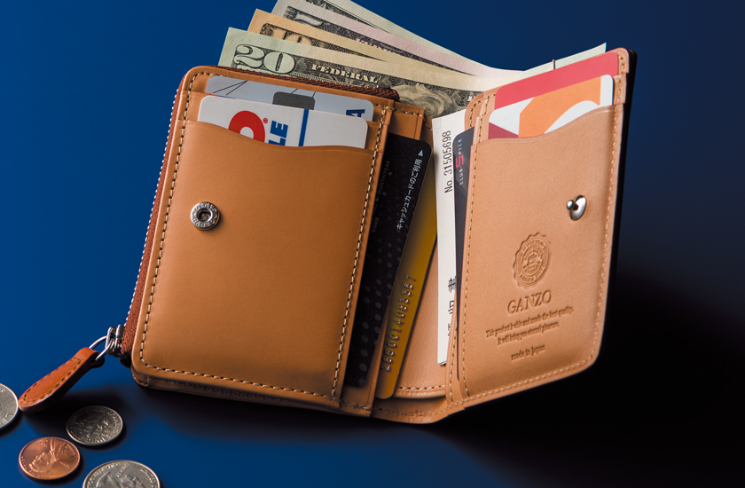 キャッシュレス化が進んだ今、財布は「フルコン（FULL&COMPACT）」時代