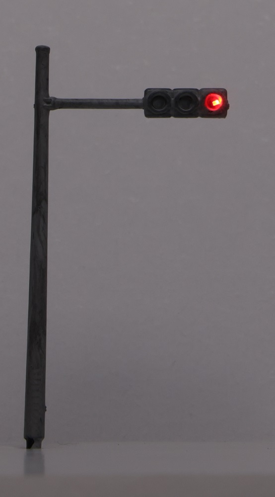 KATO鉄道模型オンラインショッピング 交通信号機 赤点灯（2本入